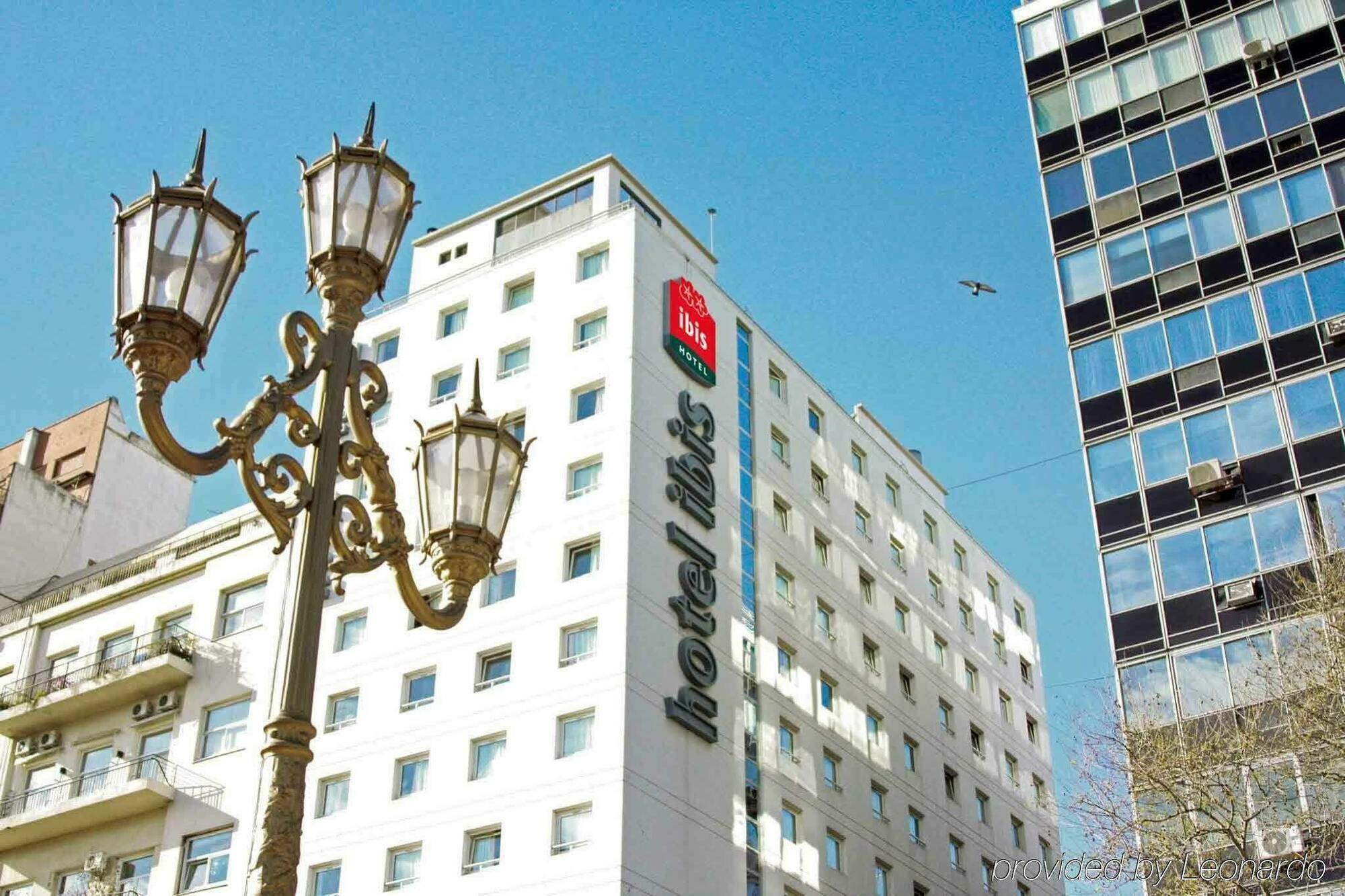 ホテル Ibis Buenos Aires Congreso エクステリア 写真